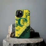 oregon-ducks-abstract-zigzag-green-phone-case-best-selling.webp