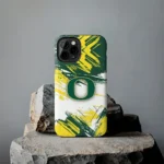 oregon-ducks-brushstroke-clash-green-white-phone-case-best-selling.webp